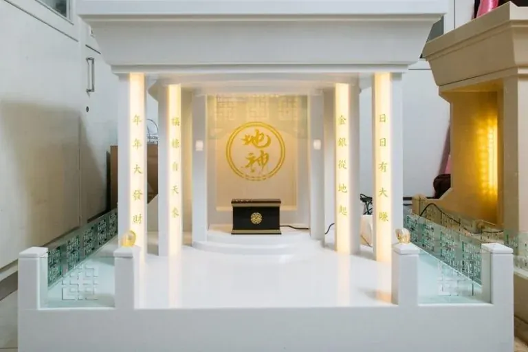 ตี่จู้หินอ่อน modern luxury ในบ้านสไตล์ minimal ตำแหน่งฮวงจุ้ยถูกต้อง avivaspirit.com