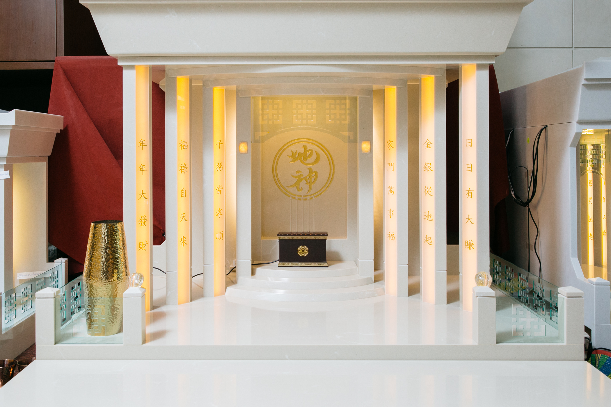 กล่องควบคุม Control Box และกระถางธูปไฟฟ้า LED ของตี่จู้ Aviva Spirit