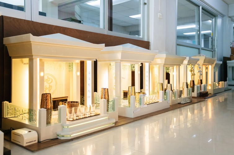 ตี่จู้เอี๊ยะ หินอ่อน Modern หลากหลายขนาด ณ โชว์รูม Aviva Spirit ที่ พระรามสาม